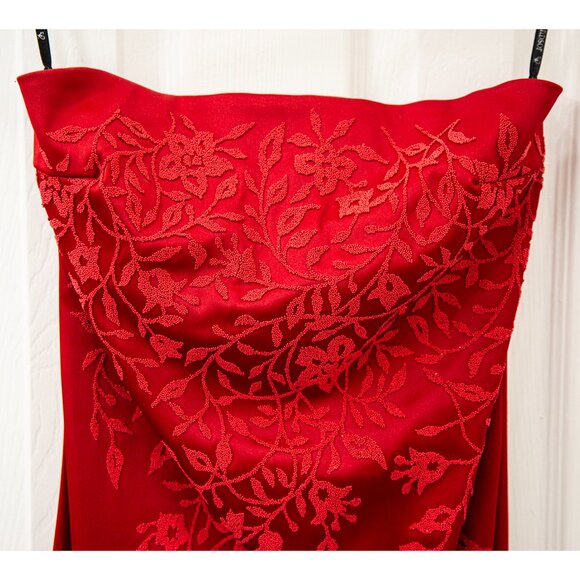 Windsor Y2K Red Beaded Strapless Formal Sheath Dress, size 3 - Picture 2 of 7